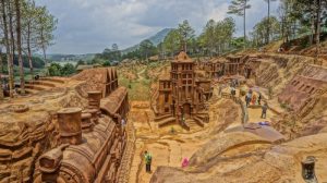 Tour Ma Rừng lữ quán - Làng Cù Lần - Đường hầm Đất Sét Đà Lạt- Tour Đà Lạt 1 ngày giá rẻ - datphongdalat.vn-3