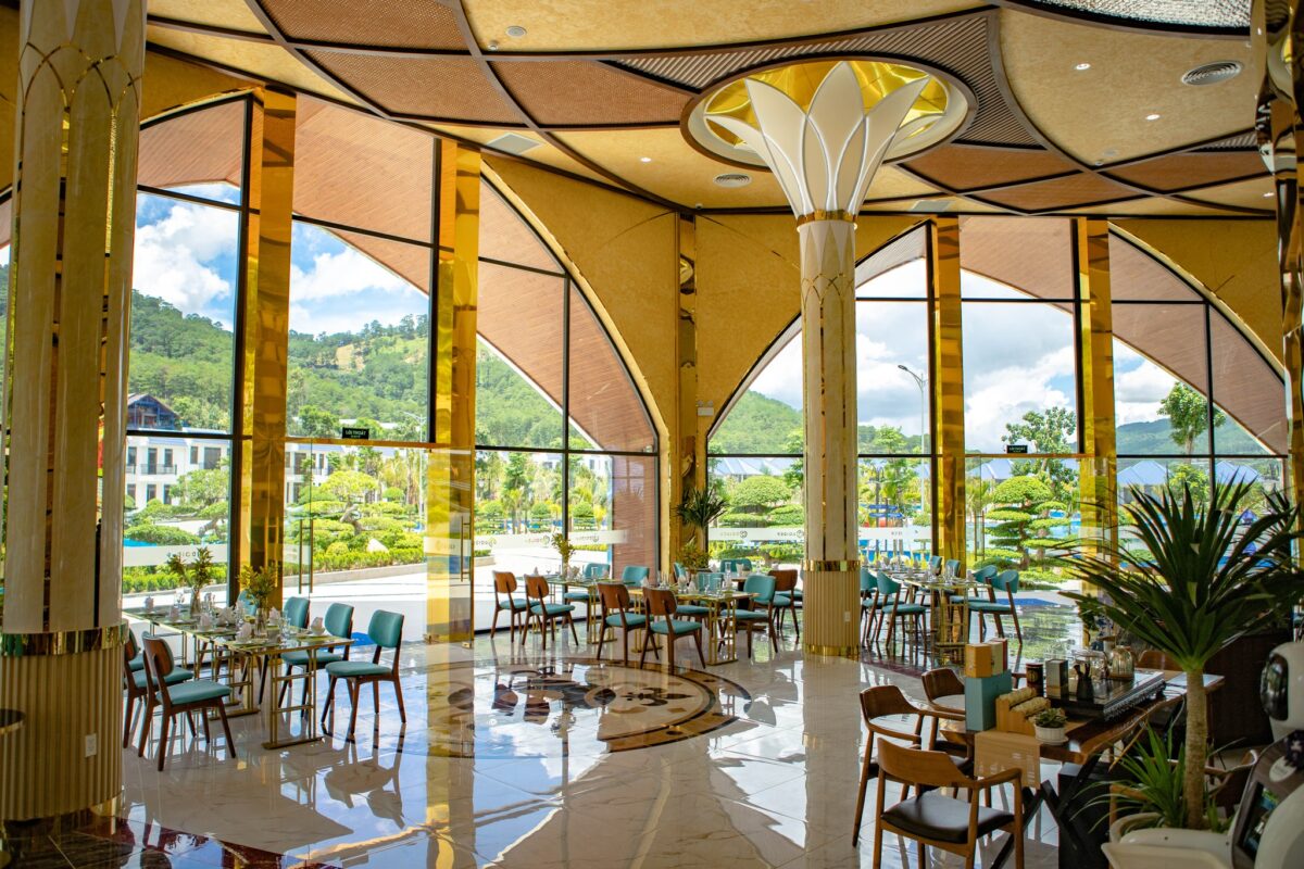 Tea Resort Prenn Đà Lạt 5 sao - sảnh nhà hàng Atiso Đà Lạt đẹp nhất 2025- Thác Prenn Đà Lạt -01